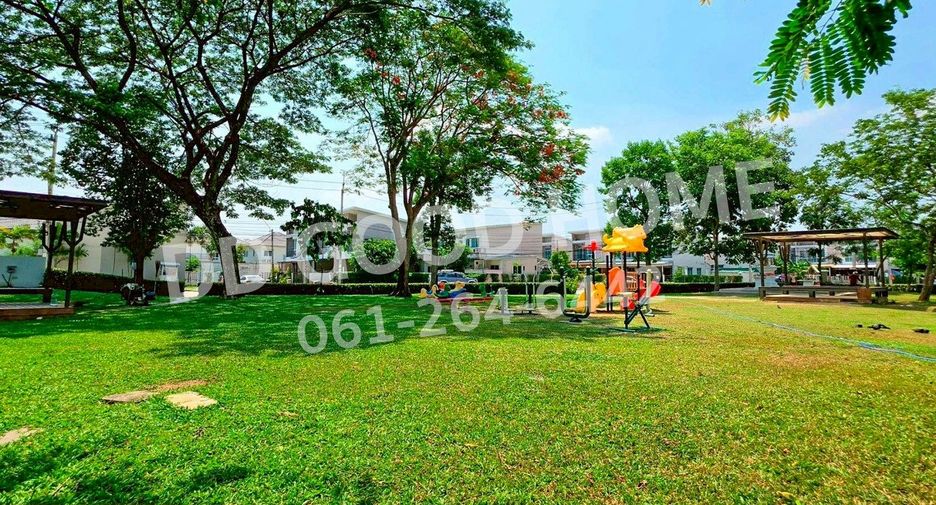 Reihenhaus zum Kauf mit 2 Zimmer in Bang Khae, Bangkok