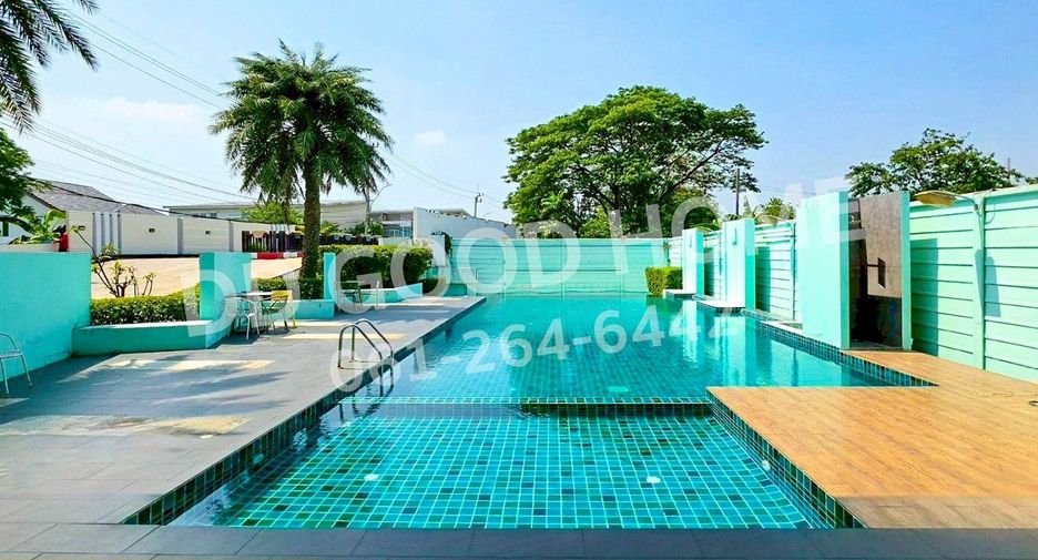 Reihenhaus zum Kauf mit 2 Zimmer in Bang Khae, Bangkok