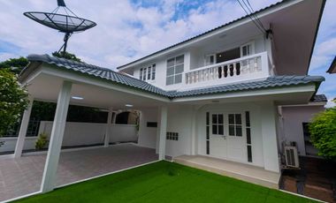 Haus zum Kauf mit 3 Zimmer in Bang Bua Thong, Nonthaburi