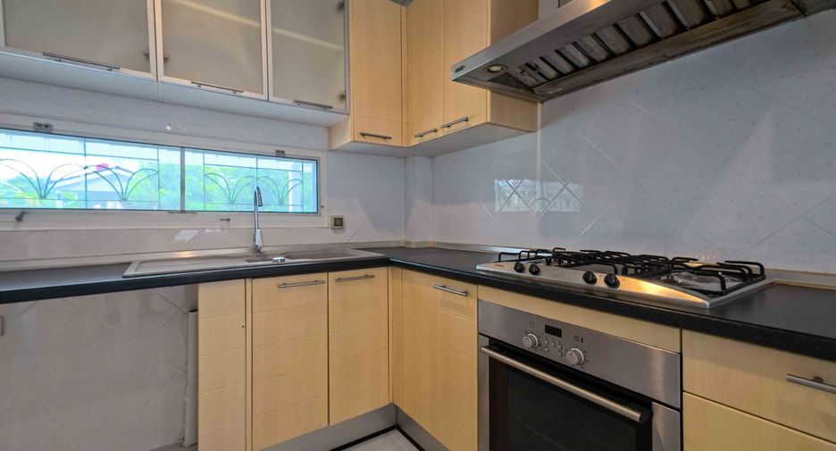 For sale 3 bedrooms house in Bang Bua Thong, Nonthaburi