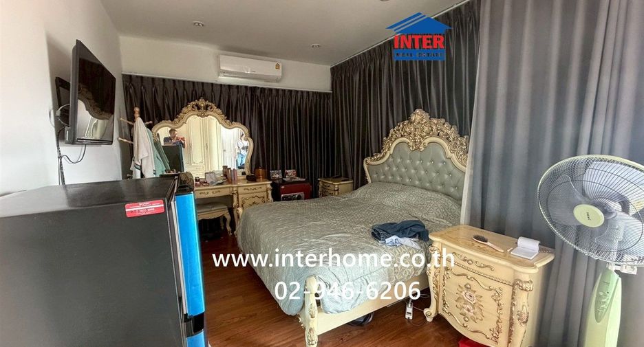 For sale 5 bedrooms house in Mueang Pathum Thani, Pathum Thani