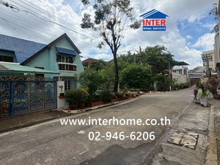 For sale 3 bedrooms house in Taling Chan, Bangkok