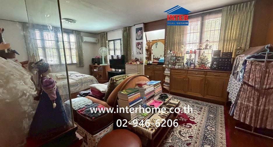 For sale 3 ベッドルーム house in Taling Chan, Bangkok