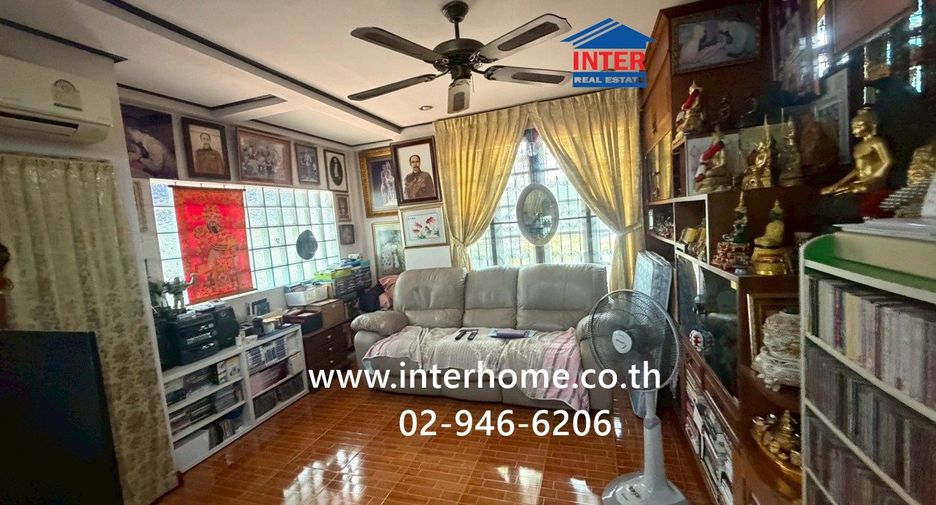 For sale 3 ベッドルーム house in Taling Chan, Bangkok