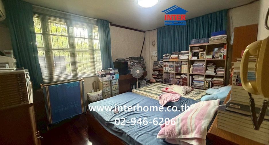 For sale 3 ベッドルーム house in Taling Chan, Bangkok