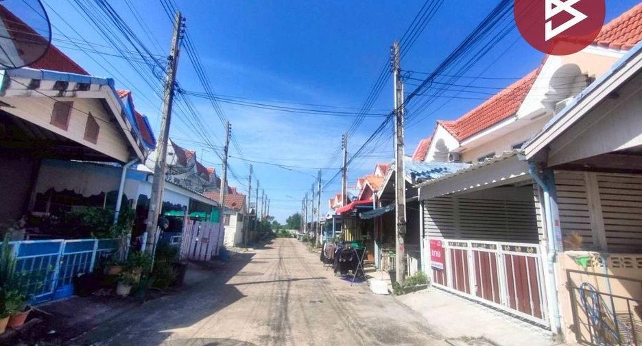For sale 2 ベッドルーム townhouse in Ban Pho, Chachoengsao