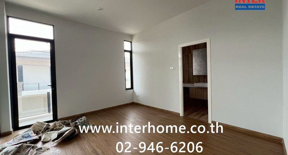 Casa en alquiler de 4 habitaciones en Pak Kret, Nonthaburi