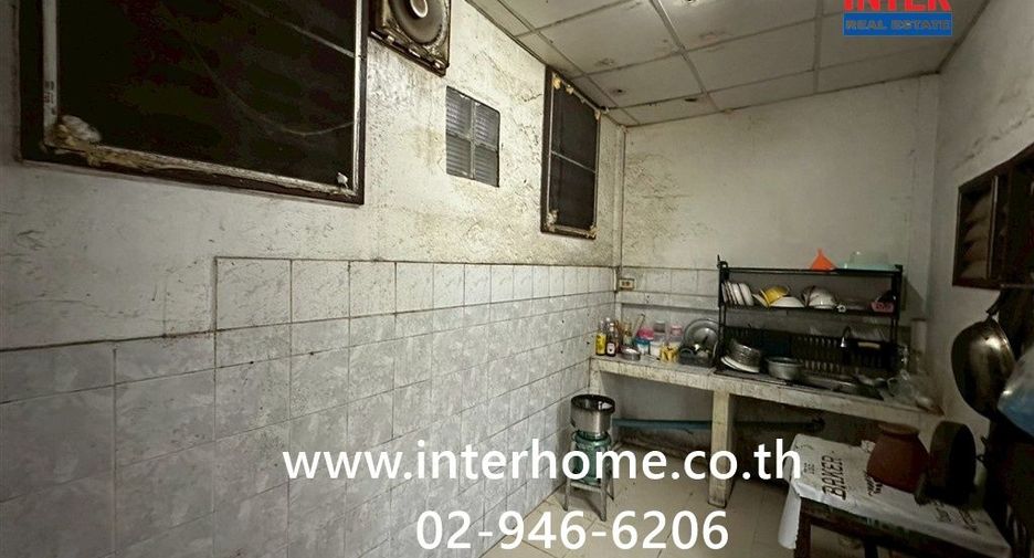 For sale 2 bedrooms townhouse in Khlong Sam Wa, Bangkok