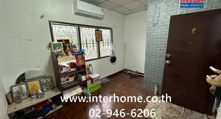 For sale 2 bedrooms townhouse in Khlong Sam Wa, Bangkok