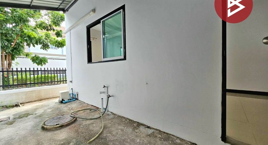 For sale 3 bedrooms townhouse in Mueang Chon Buri, Chonburi