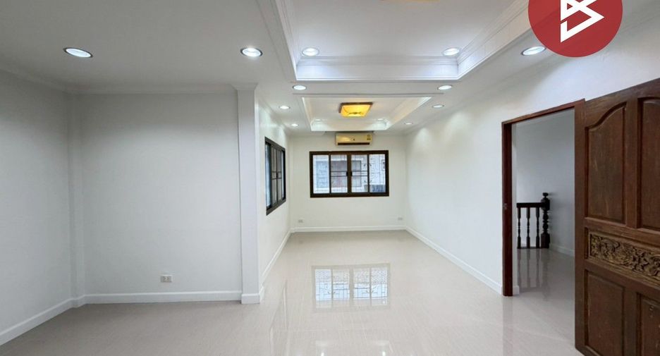 For sale 3 bedrooms house in Thanyaburi, Pathum Thani