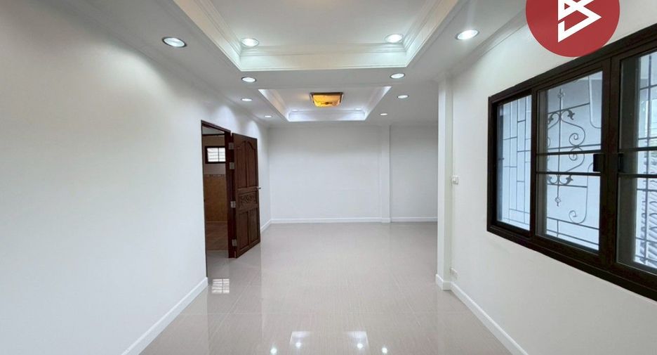 For sale 3 bedrooms house in Thanyaburi, Pathum Thani