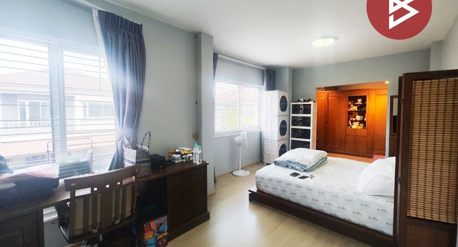 Haus zum Kauf mit 3 Zimmer in Mueang Chachoengsao, Chachoengsao
