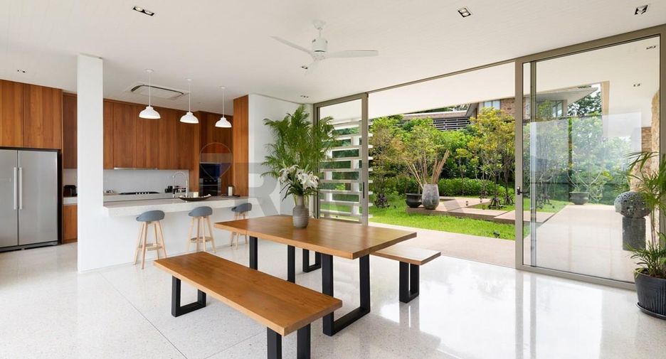 For sale 4 ベッドルーム villa in Ko Samui, Surat Thani
