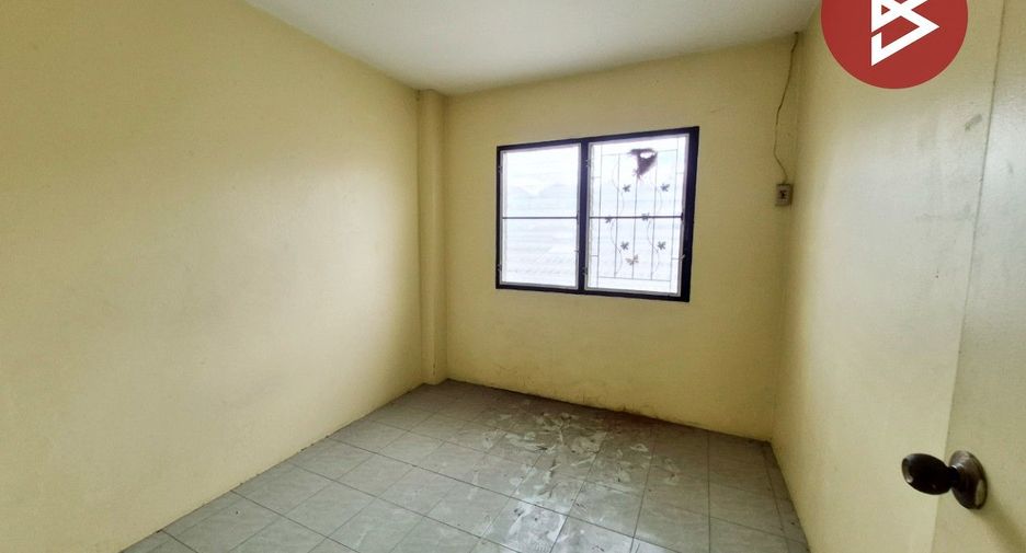 For sale 3 bedrooms townhouse in Thanyaburi, Pathum Thani
