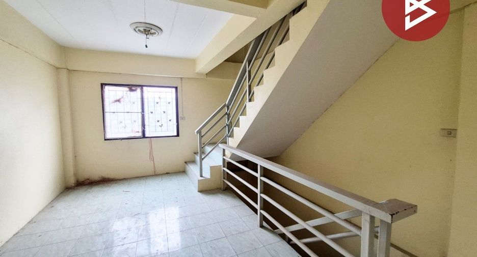 For sale 3 bedrooms townhouse in Thanyaburi, Pathum Thani