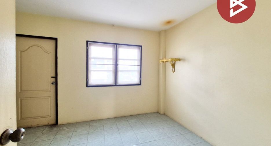 For sale 3 bedrooms townhouse in Thanyaburi, Pathum Thani