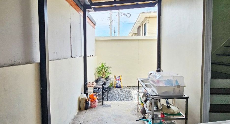 For sale 2 bedrooms house in Phra Samut Chedi, Samut Prakan