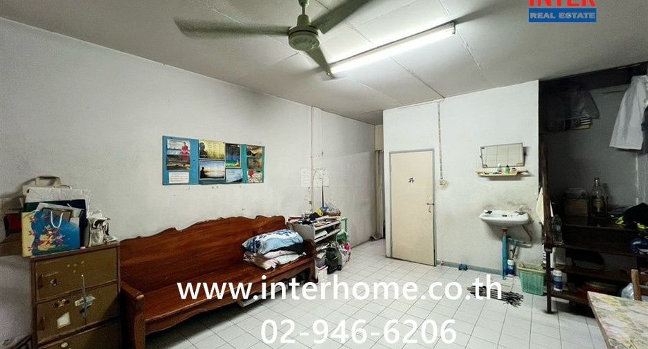 Reihenhaus zum Kauf mit 2 Zimmer in Din Daeng, Bangkok