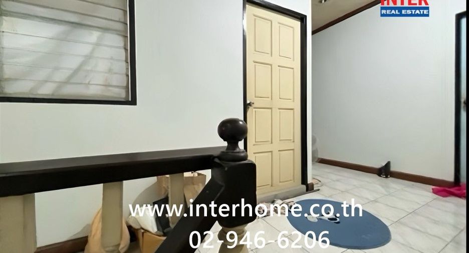 For sale 3 bedrooms townhouse in Bang Khae, Bangkok