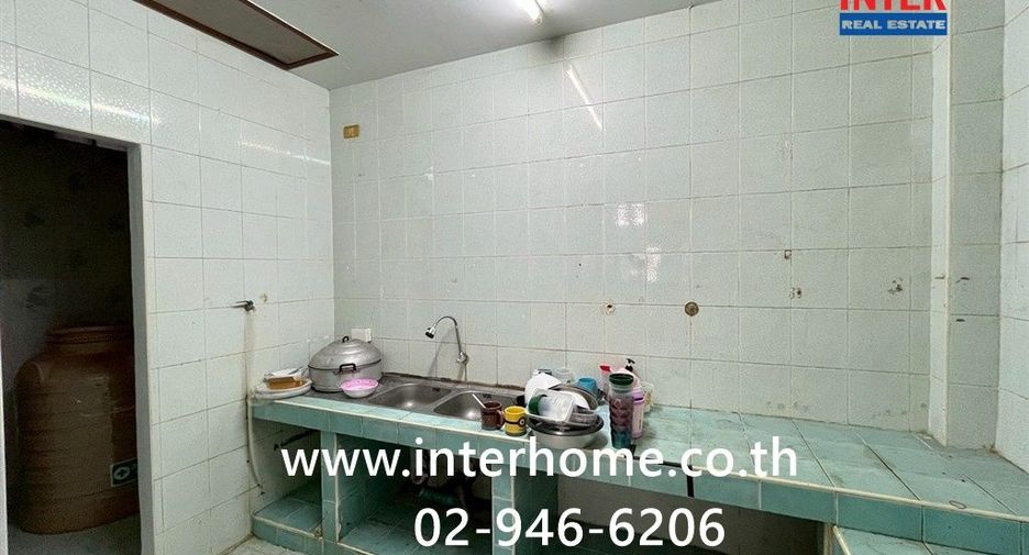 For sale 3 bedrooms townhouse in Bang Khae, Bangkok