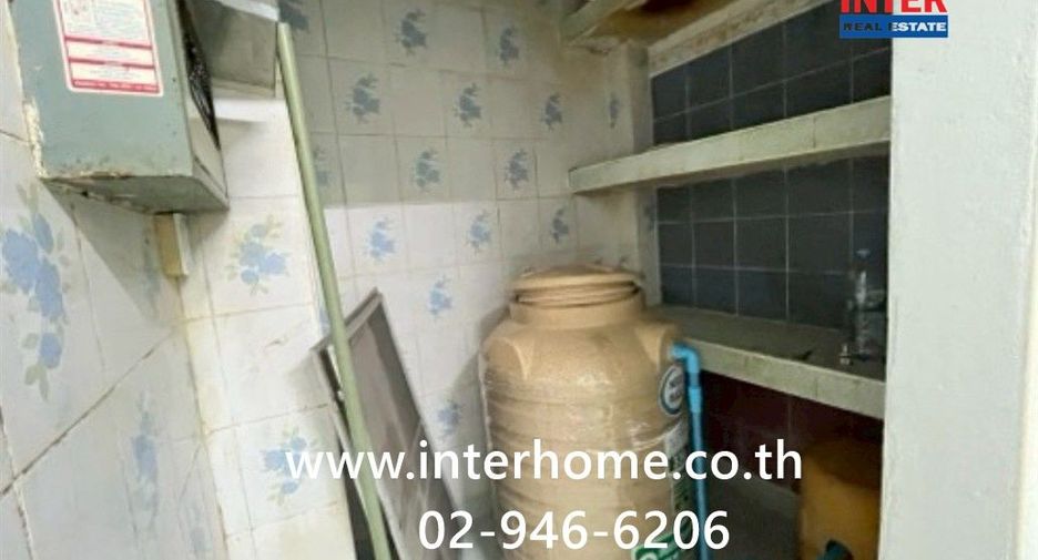 For sale 3 bedrooms townhouse in Bang Khae, Bangkok