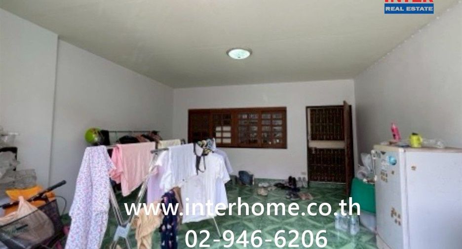 For sale 3 bedrooms townhouse in Bang Khae, Bangkok