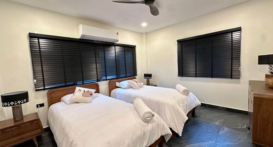 For rent 5 bedrooms villa in East Pattaya, Pattaya
