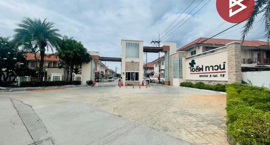 For sale 4 bedrooms townhouse in Mueang Samut Sakhon, Samut Sakhon