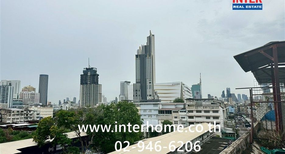 For sale 6 bedrooms retail Space in Khlong San, Bangkok