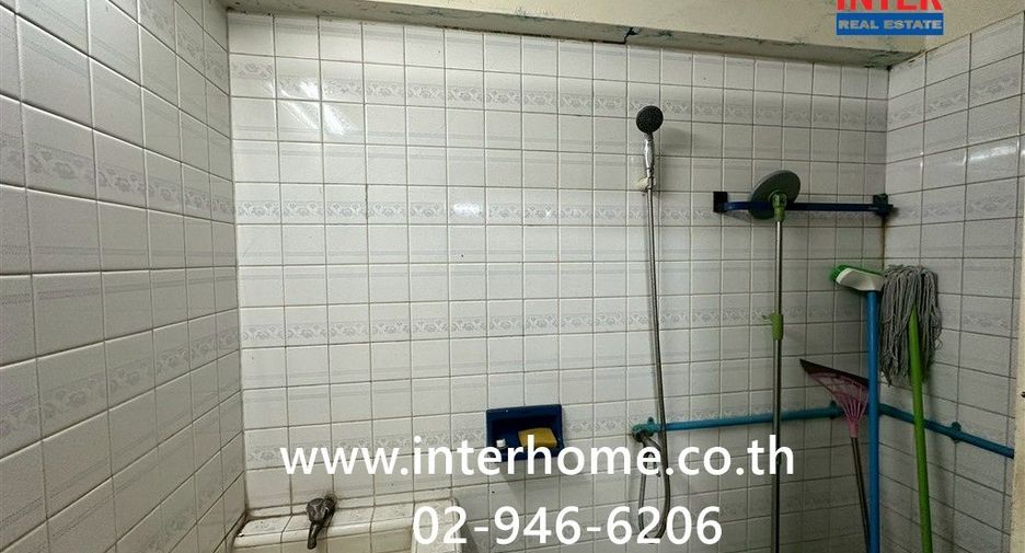 For sale 6 bedrooms retail Space in Khlong San, Bangkok
