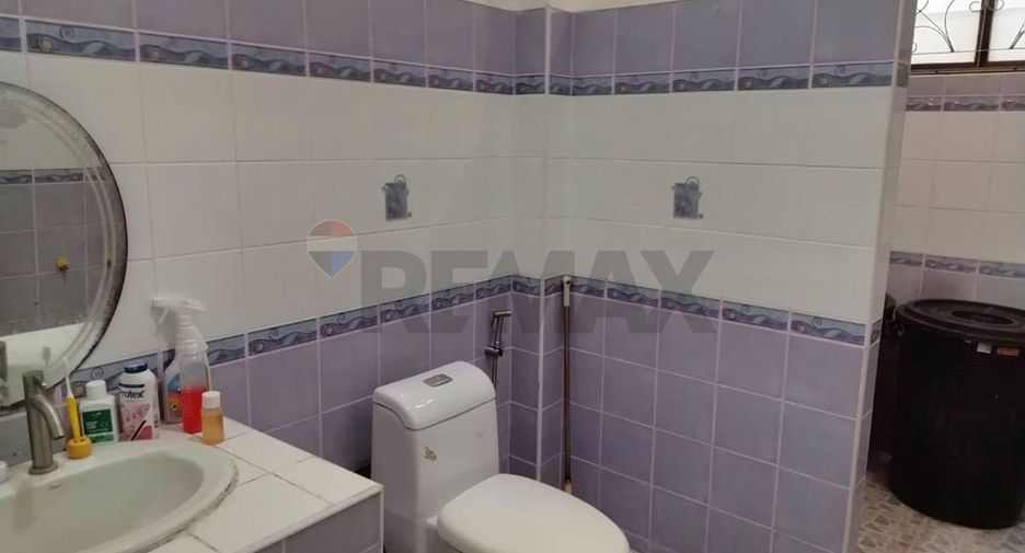 For sale 4 bedrooms house in Ko Samui, Surat Thani