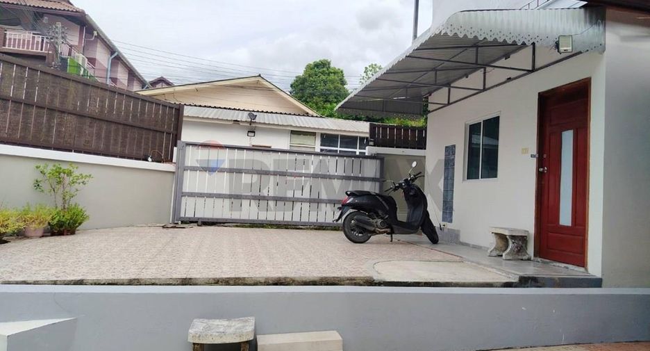 For sale 4 bedrooms house in Ko Samui, Surat Thani