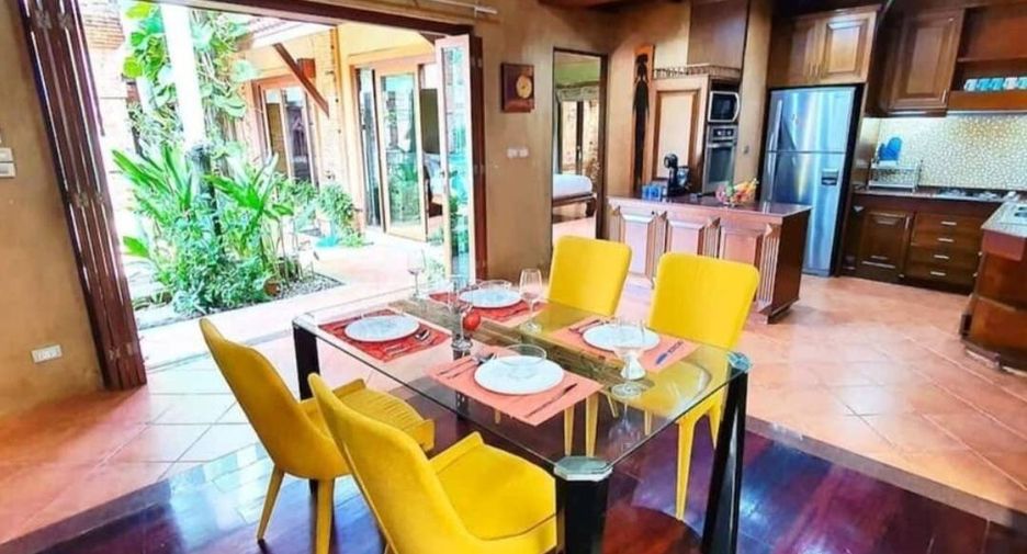 Villa en alquiler y en venta de 3 habitaciones en Mueang Phuket, Phuket