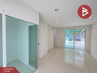 Продажа 3 спальни таунхаус в Pak Kret, Нонтабури