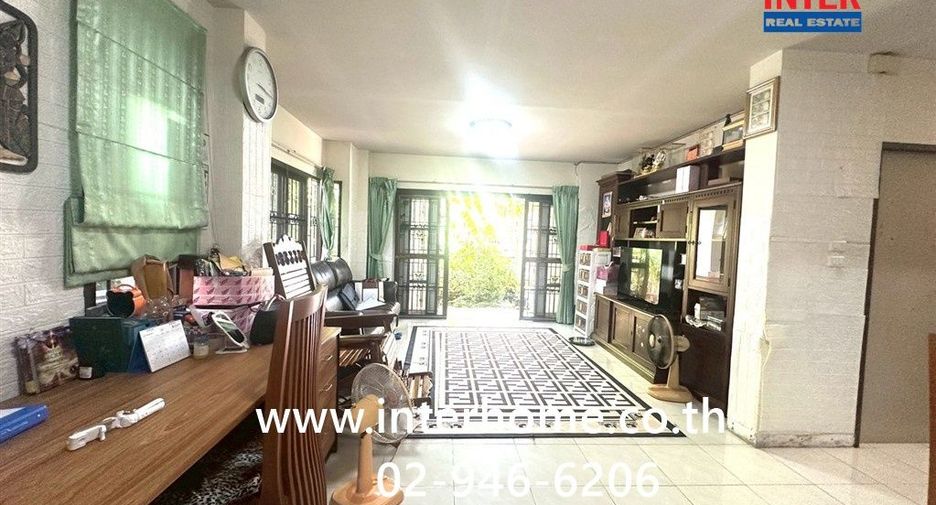 Haus zum Kauf mit 3 Zimmer in Lat Krabang, Bangkok