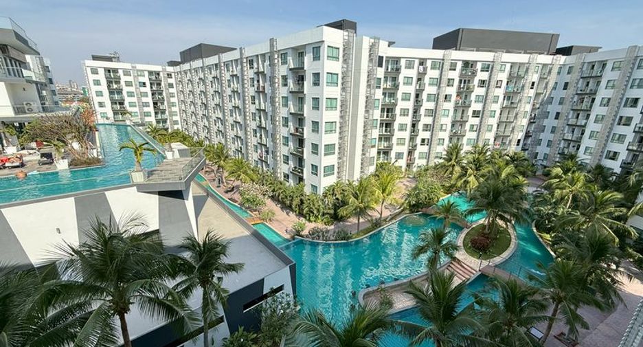 For sale 2 bedrooms condo in South Pattaya, Pattaya