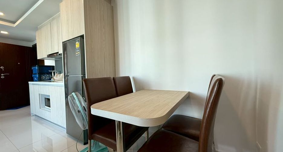 For sale 2 bedrooms condo in South Pattaya, Pattaya