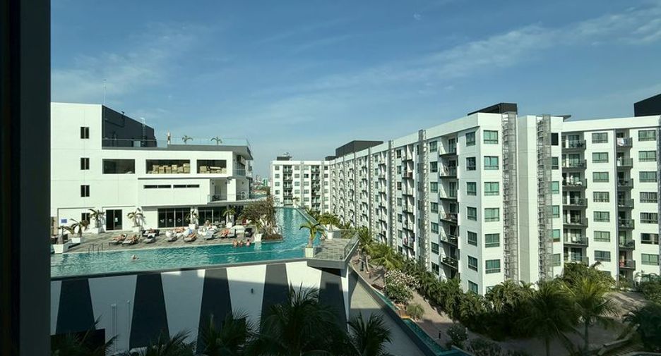 For sale 2 bedrooms condo in South Pattaya, Pattaya