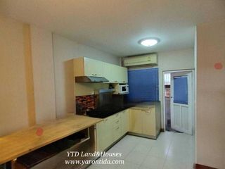For sale 3 bedrooms townhouse in Lat Phrao, Bangkok
