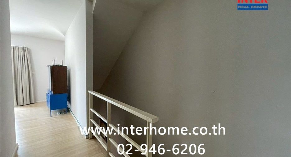 For sale 3 bedrooms townhouse in Suan Luang, Bangkok