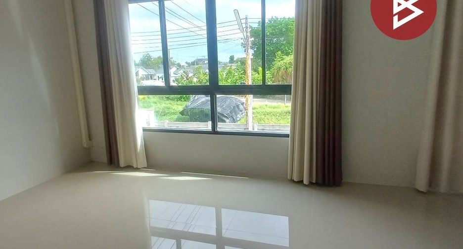 Reihenhaus zum Kauf mit 3 Zimmer in Mueang Rayong, Rayong