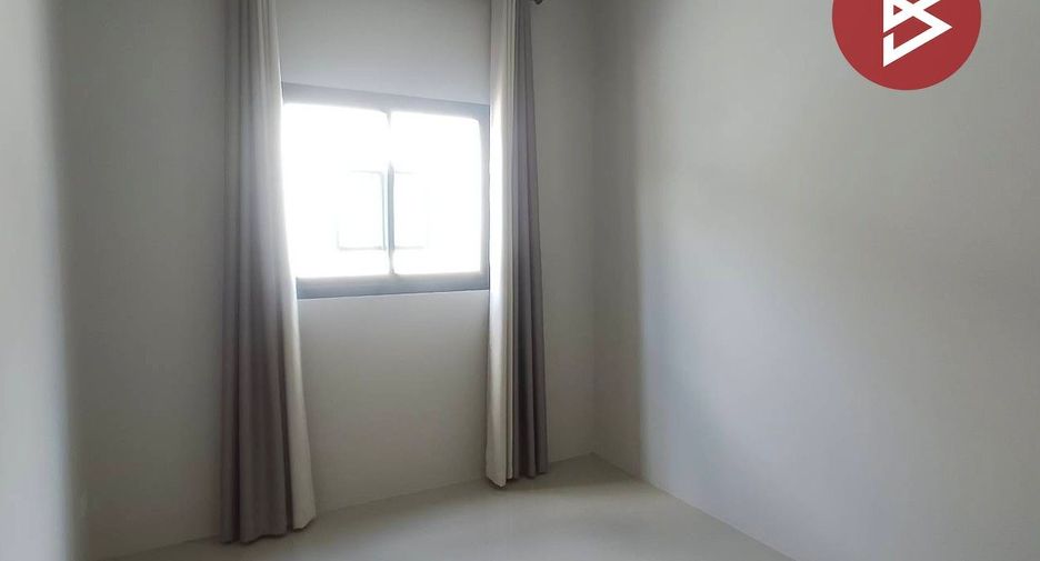 Reihenhaus zum Kauf mit 3 Zimmer in Mueang Rayong, Rayong