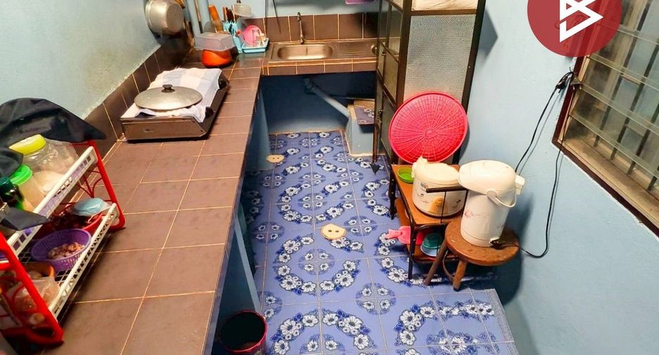 For sale 2 bedrooms townhouse in Mueang Samut Sakhon, Samut Sakhon