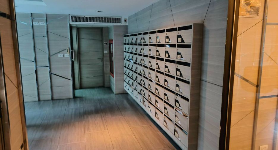 For rent 1 bed condo in Khlong Toei, Bangkok