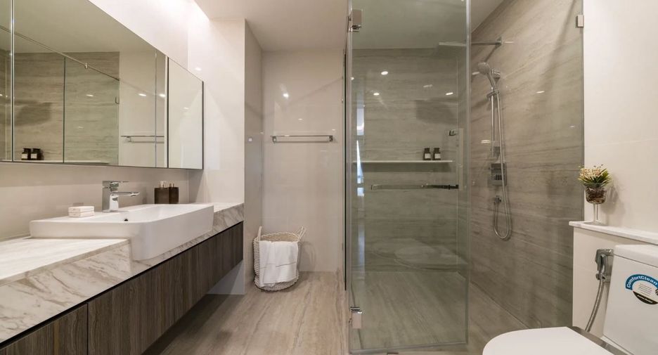 For rent 1 bed condo in Mueang Samut Prakan, Samut Prakan
