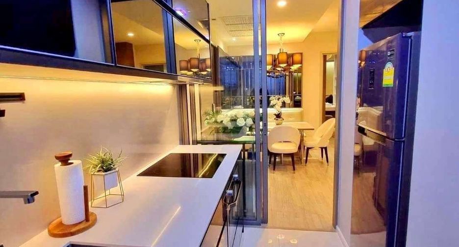For sale 2 bedrooms condo in Sathon, Bangkok