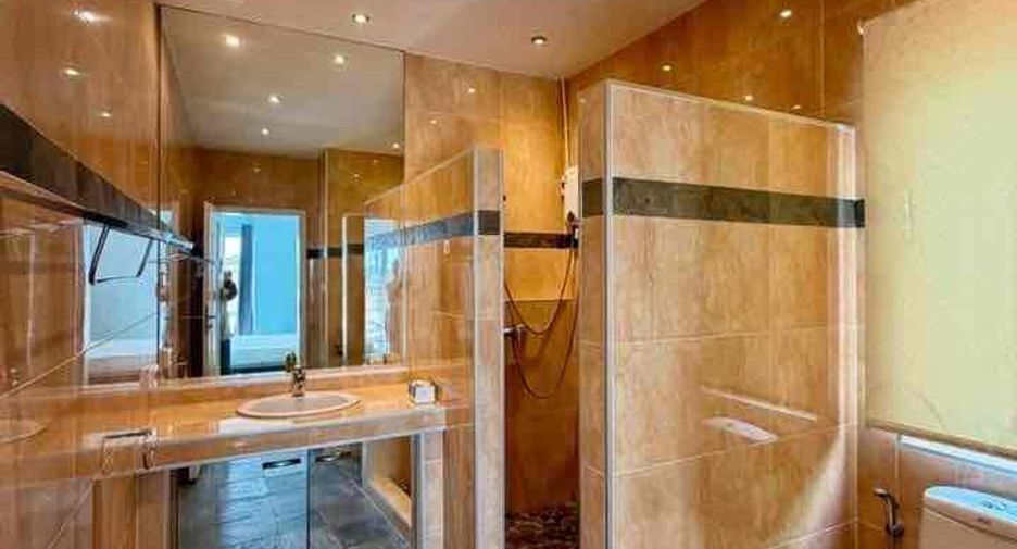 Villa zum Kauf und zur Miete mit 4 Zimmer in East Pattaya, Pattaya