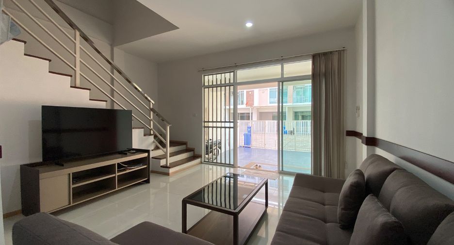 Casa adosada en venta de 3 habitaciones en Jomtien, Pattaya
