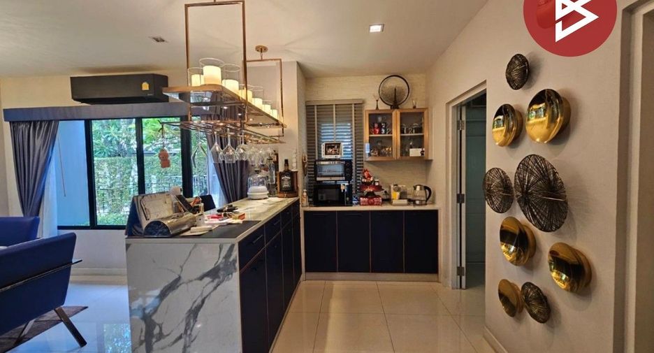 Haus zum Kauf mit 3 Zimmer in Sai Mai, Bangkok